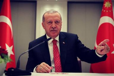 Эрдоган заявил, что Европа готовит свой конец