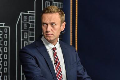 С Навального требуют 50 млн рублей