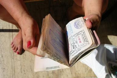Власти Кипра лишат двоих россиян гражданства из-за ложных данных