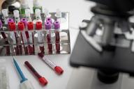 Власти РФ планируют зарегистрировать еще одну COVID-вакцину в ближайшие дни