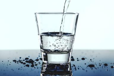 Что происходит, если пить слишком мало воды