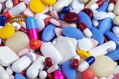 Мантуров заявил о резком повышении спроса на лекарства