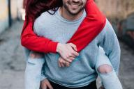 Неадекватная ревность со стороны мужчины: как ее распознать