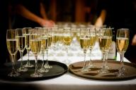 Перед Новым годом уровень продажи шампанского снизился на 38%