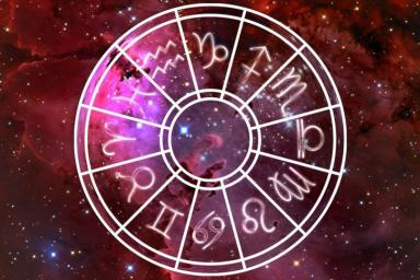 Кому из знаков зодиака улыбнется фортуна: астрологи назвали трех звездных счастливцев, которых ждет скорое благополучие
