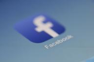 Facebook удалил три вмешивавшихся в иностранные дела сети аккаунтов из России и Франции