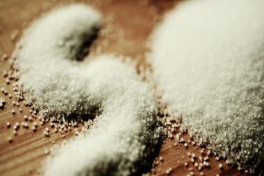 Как понять, что вы едите слишком много соли. Эксперты назвали 7 характерных признаков