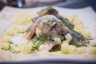 Селедка под шубой: советский рецепт, который понравится всем        