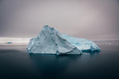 Айсберг размером почти с Петербург откололся от Антарктиды