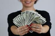 Богатая жизнь: 4 знака зодиака, которые чаще всего становятся богачами