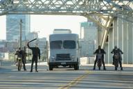 Кадр из фильма Судная ночь 2