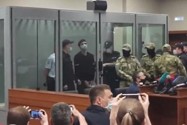 Полицейского уволили из-за слива видео допроса напавшего на казанскую школу