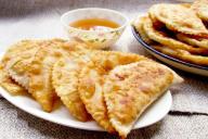 Как приготовить вкусные чебуреки