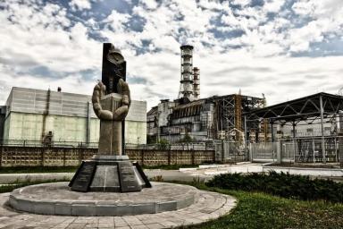 В реакторе Чернобыльской АЭС зафиксировали опасные ядерные реакции