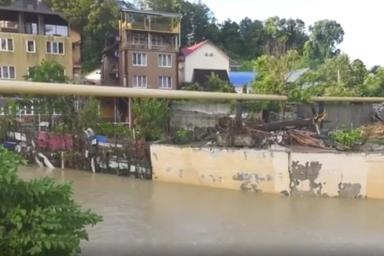 Жертвами разлива реки в Сочи стали четыре человека