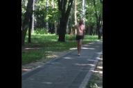 Раздевшийся до трусов мужчина разозлил москвичей