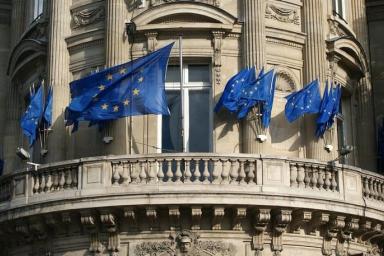 ЕС ввел ограничения на въезд из пяти стран из-за роста заболеваемости COVID-19