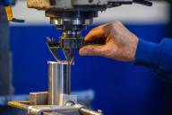 Завод, рабочий