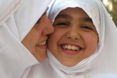 Российские мусульмане оценили требование к девочкам носить платки в школе