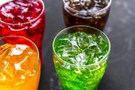 Какие напитки способствуют вздутию живота и что нужно пить при метеоризме