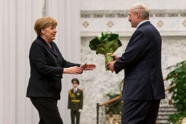 Меркель Лукашенко
