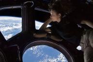 Космонавтам создали защищающий зрение спальный мешок