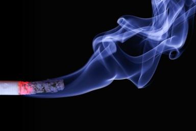 5 способов, как избавиться от запаха сигарет в квартире