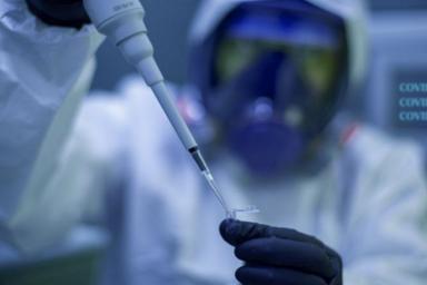 COVID-вакцину признали одним из самых значимых научных прорывов в 2021 году