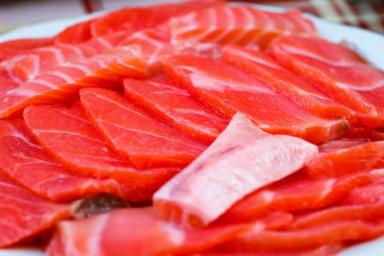 Красная рыба и ещё 8 продуктов, которые просто обязаны быть в вашем ежедневном рационе