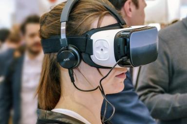 VR-очки помогли ученым исследовать человеческие эмоции