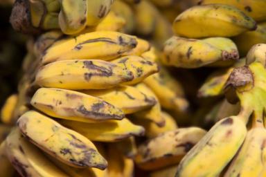 Почему нужно мыть бананы