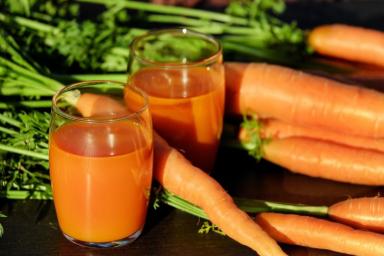 Ученые доказали, что морковный сок влияет на артериальное давление