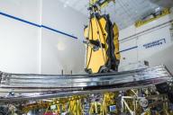 Новейший телескоп «Джеймс Уэбб» успешно раскрыл тепловой щит