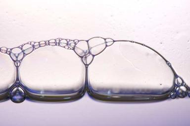 Долговечные глицериновые пузыри: ученые из Университета Лилля сделали интересное открытие