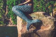 Статуя русалки 