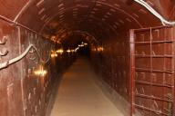 подземный штаб 