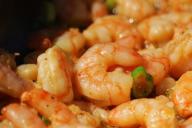 5 салатов с эффектной коктейльной подачей