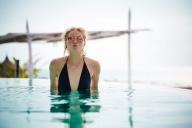 Воздушная любовь: 4 знака зодиака, которые могут построить с Водолеем идеальные отношения