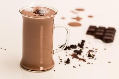 Диетолог Гинзбург заявил, что какао улучшает мозговое кровообращение и помогает похудеть