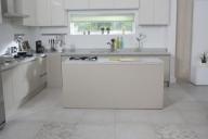 Как легко и быстро избавиться от пятен на кухонных поверхностях