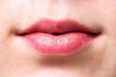 Изменение в голосе может являться признаком рака полости рта