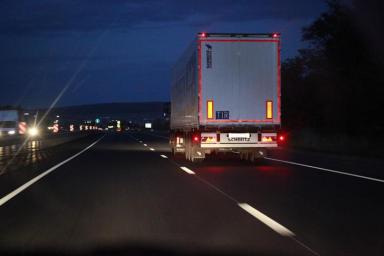 Российские автоперевозчики попросили запретить поездки по стране грузовикам из ЕС