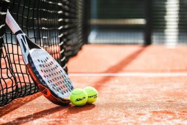 Российских теннисистов официально отстранили от участия в Уимблдоне