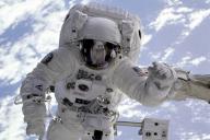 В российских скафандрах могут начать применять самозаживляющийся материал