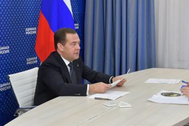 Медведев предупредил об ответных ударах в случае атаки Украины на Россию