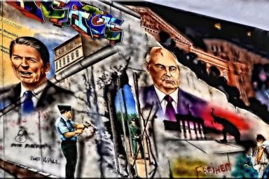 граффити с Горбачевым