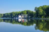 парк с набережной 