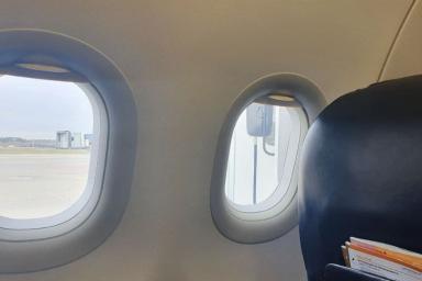 окно самолета