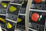 Дизайн и печать самоклеящихся этикеток