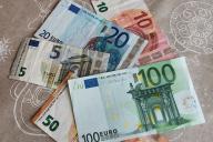 Деньги, налоги